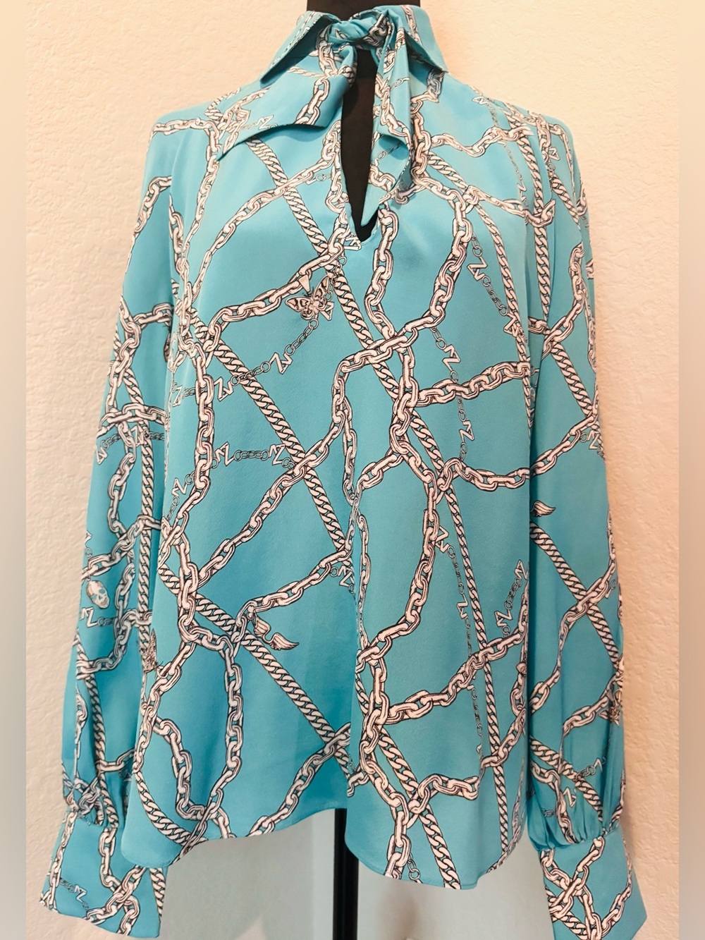NWOT Zadig&Voltaire Tuile 100% Silk Turquoise Chain Print Tie-Neck Blouse size L - Picture 6 of 9
